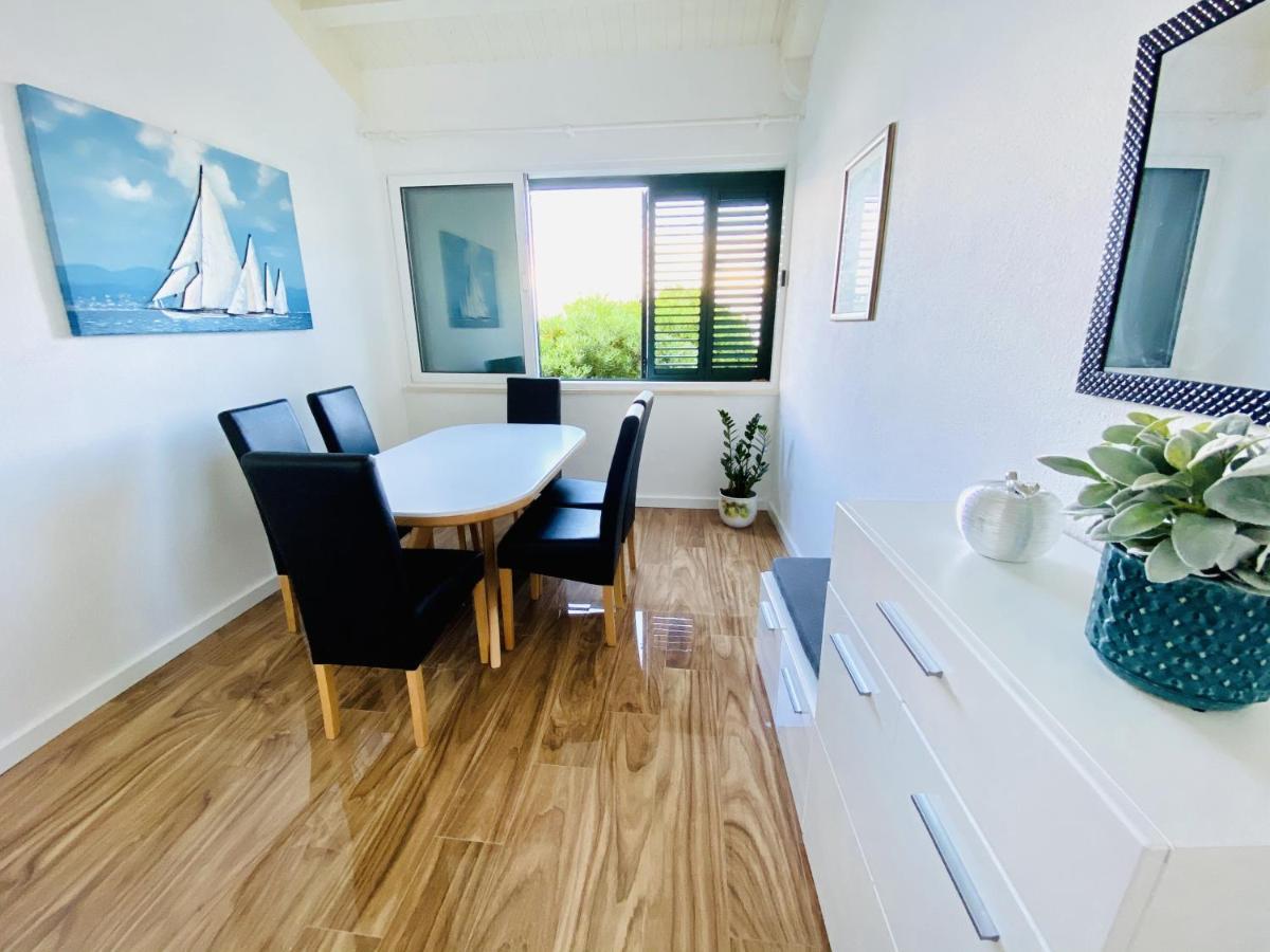 Apartments By The Sea Postira, Brac - 2928 מראה חיצוני תמונה