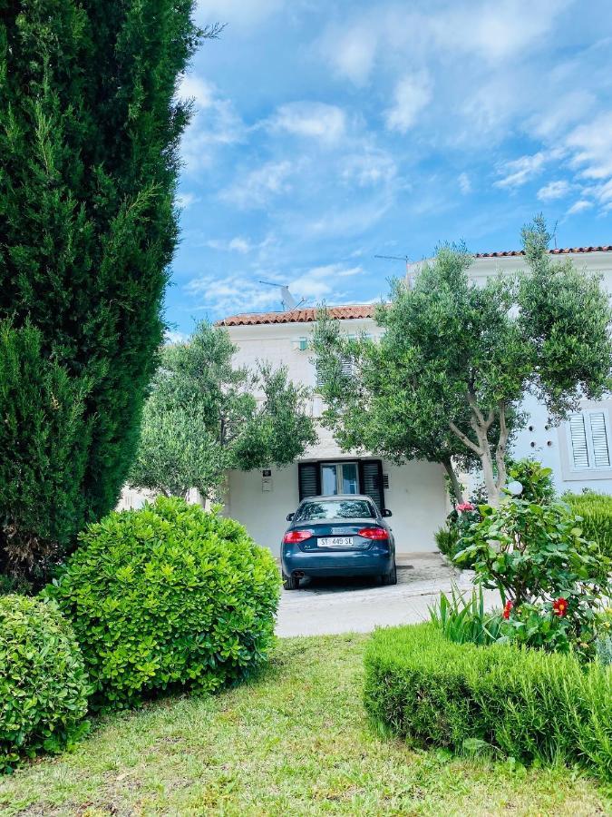 Apartments By The Sea Postira, Brac - 2928 מראה חיצוני תמונה