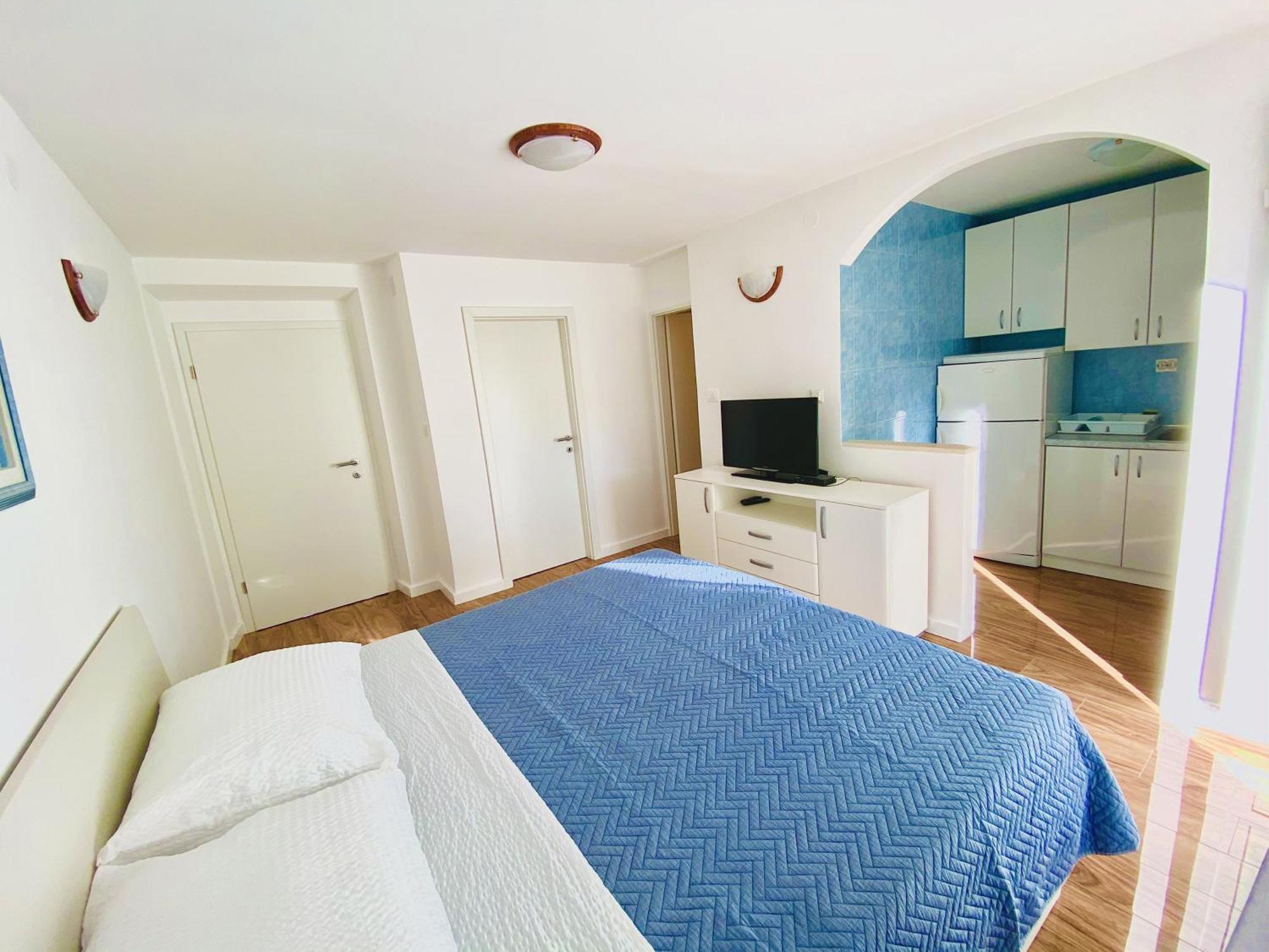 Apartments By The Sea Postira, Brac - 2928 חדר תמונה